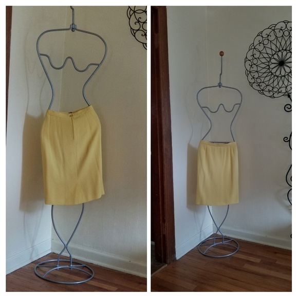 Vtg. Valentino Skirt & Blazer - Picture 5 of 8